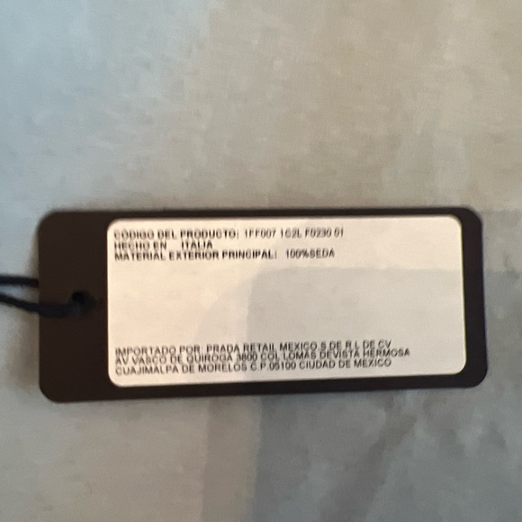 Prada James Jean  Fantasy collection! New in Box with tag. silk! - Picture 11 of 11